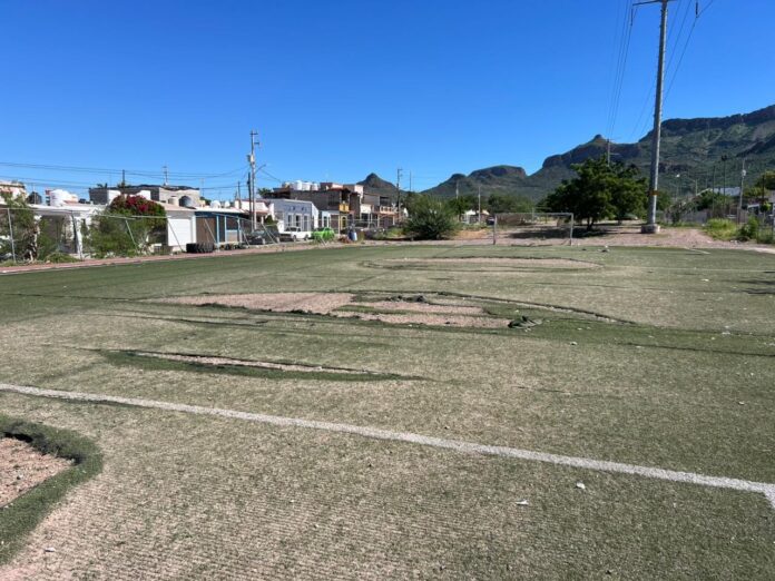 #Guaymas Realizará el Ayuntamiento de Guaymas rehabilitación cancha de Guaymas Norte y pista tartán en el óvalo; esta mañana, en conferencia de prensa se anunciaron tales mejoras.