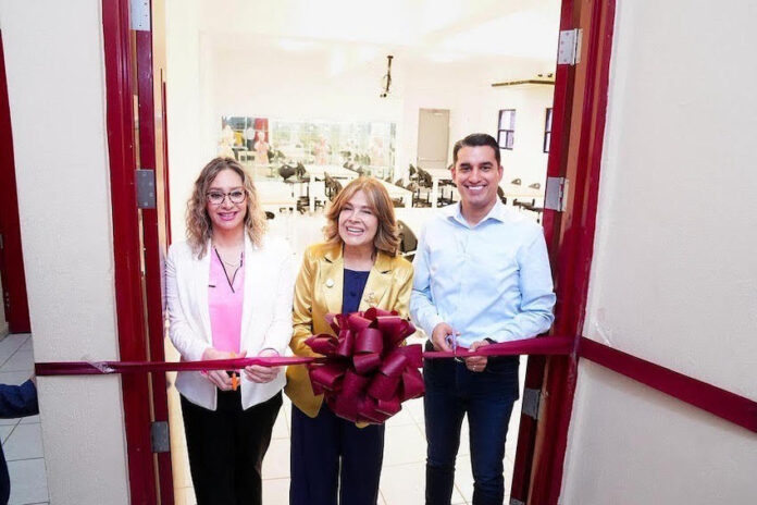 Inauguran Aula Dinámica de Medicina en la UES; con instalaciones de primer nivel que garantizan el uso permanente de tecnologías y estrategias de vanguardia.