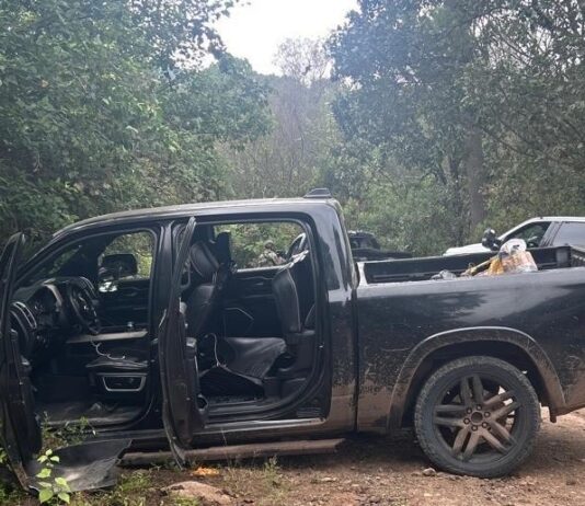 Tras enfrentamiento con civiles aseguran un arsenal en Michoacán