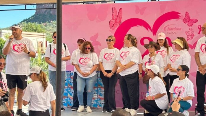 #Guaymas Realiza MTK donativo de 150 mil pesos en apoyo a pacientes con cáncer; además la empresa Nordson Medical donó más de mil bebidas Ensure y cuatro prótesis mamarias.