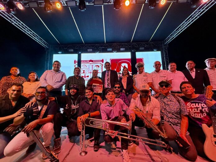 #Empalme Aceptación total la presentación estelar de “Kakalo”, anoche en Empalme; con gran éxito avanza la XVIII edición del Festival HISAR 2025.