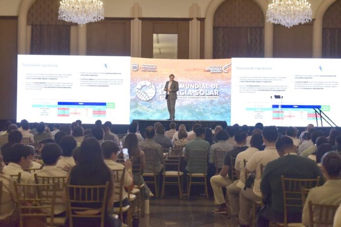 Destacan en el Foro Mundial de Energía Solar 2025 potencial de Sonora para la producción competitiva de hidrógeno verde; una nutrida asistencia y variedad de temas tratados confirmaron el éxito del evento.