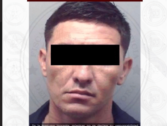 Capturan a presunto responsable de colocar nueve narcomantas