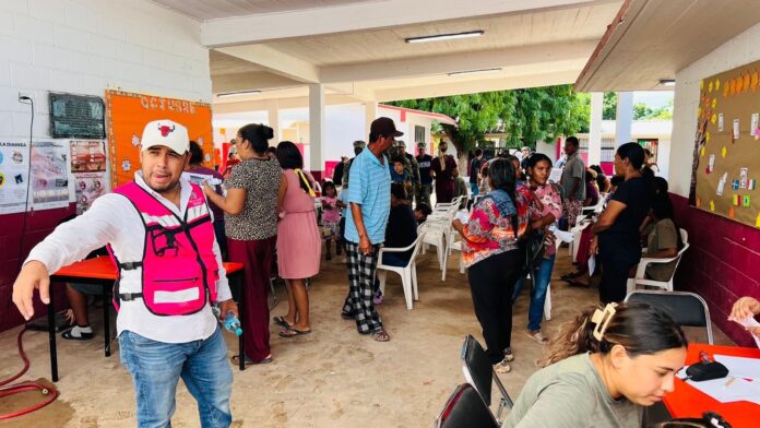 #Guaymas Instala Ayuntamiento de Guaymas servicios gratuitos de salud en Las Guásimas; en atención a las familias de la comunidad de esa comunidad pesquera.