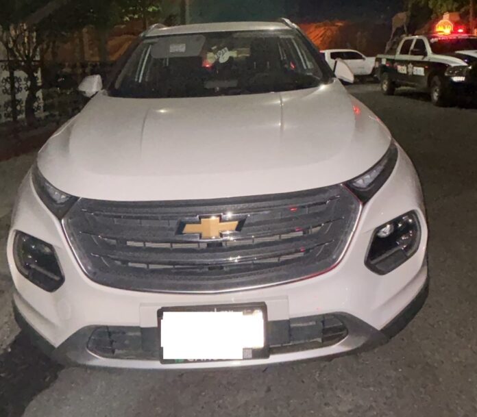 #Hermosillo Policía Estatal genera resultados en operativo interinstitucional en Hermosillo; generando detenciones, aseguramiento de narcótico y la recuperación de vehículos robados.