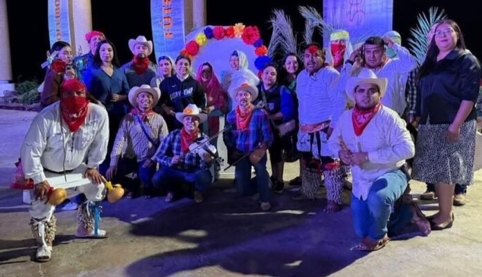 #Guaymas Logran primer lugar en Danza Autóctona; región V del SNTE sección 28 de Guaymas- Empalme, en los eventos Culturales y Deportivos llevados a cabo en Puerto Peñasco.