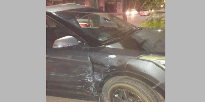 Ocurrió choque de autos la madrugada de hoy, en la ’23 de Marzo’; se trató de un accidente por corte de preferencia en las calles Gaspar Zaragoza Yberri y Alamos.