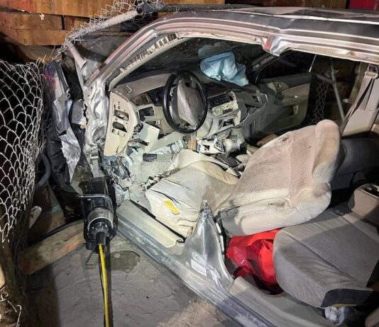 Mueren dos jóvenes en accidente de tránsito