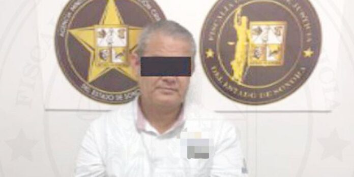 #Guaymas Envió corona fúnebre a una mujer, hoy está detenido; por ese acto y otros más de agresión física, psicológica y de control en contra de su víctima, Francisco ‘N’ ha recibido vinculación a proceso por violencia familiar.