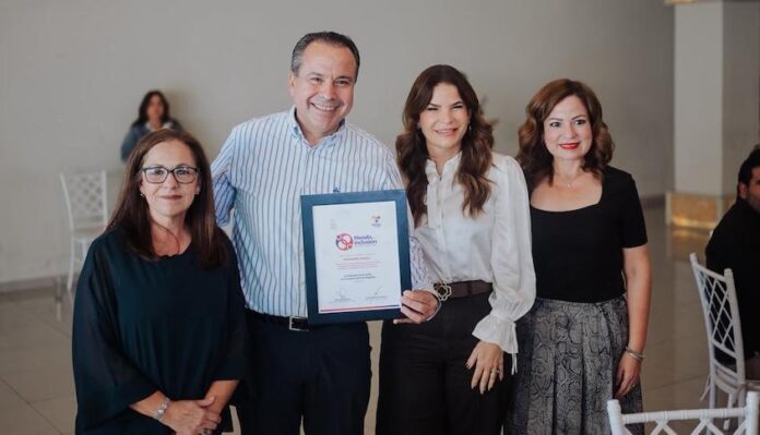 Logran Toño Astiazarán y Patty Ruibal inclusión laboral con programa H Suma; hicieron un balance de logros y retos del Ayuntamiento en materia de inclusión laboral y avance ante la comunidad de la estrategia integral H Suma.