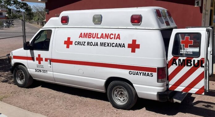 #Guaymas Le explota el horno de la estufa cuando preparaba la cena de Navidad; vecina de la Nacionalización del Golfo fue trasladada por Cruz Roja al Hospital IMSS de la calle 10.
