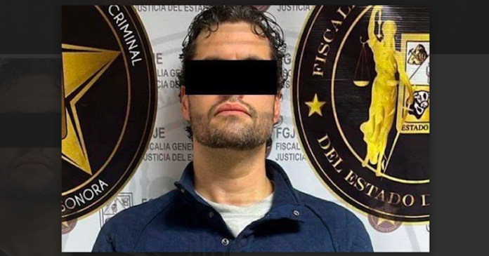 #Nogales Capturan en Sonora a prófugo de la justicia de Jalisco; tras haber sido deportado de los Estados Unidos, por Nogales; era buscado por fraude.