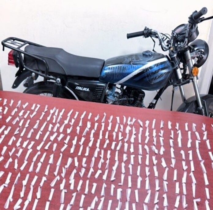 #Cajeme Cae sujeto con 400 dosis de droga; se trata de quien responde al nombre de Víctor ‘N’, de 42 años de edad.