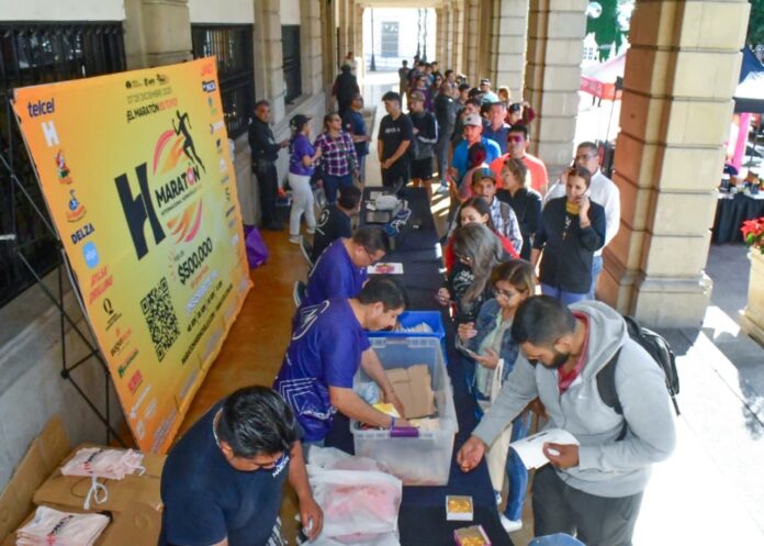 ¡Todo Listo para el Maratón Internacional de Hermosillo 2025!; van más de 2 mil inscritos superando meta anterior; las inscripciones siguen abiertas; entrega de kits viernes 5 y sábado 6, en Palacio Municipal.