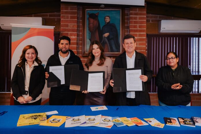 Formaliza Patty Ruibal convenio para llevar el programa “Advertencia” al Instituto Kino; esta estrategia formativa la ópera DIF Hermosillo en escuelas del municipio en alianza con la organización “Amor y Convicción”.
