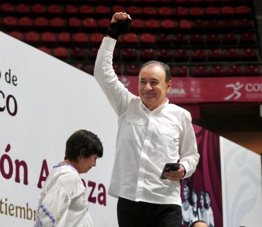 Desea Gobernador Durazo un 2026 de esperanza, paz y nuevas oportunidades a familias sonorenses