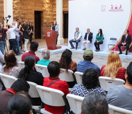 Entrega el Ayuntamiento de Guaymas títulos de propiedad