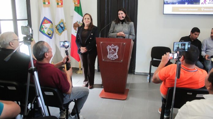 #Guaymas Recibe Ayuntamiento de Guaymas al crucero Zaandam; procedente de San Diego, California, llegó esta mañana, con 1,300 pasajeros y 604 tripulantes.