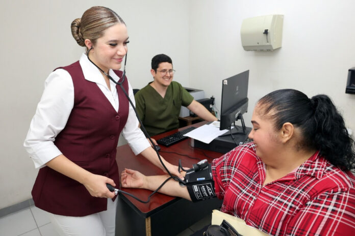 Isssteson mantendrá servicios médicos habituales durante el periodo vacacional de diciembre; incluidas las farmacias, del 18 de diciembre al 4 de enero.
