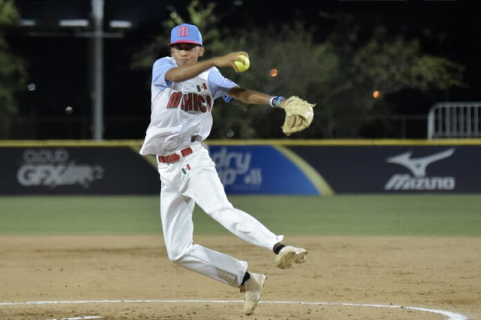 #Hermosillo Sonora aportará siete jugadores a selección nacional mayor de softbol; entre los sonorenses que defenderán el jersey de México en Montería, Colombia, sobresalen los lanzadores Carlos Parra y Manuel Contreras.