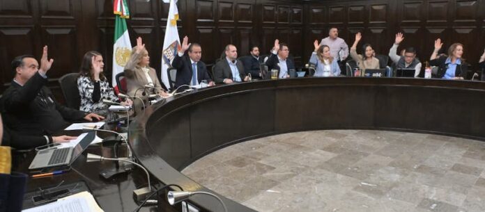 Se fortalece conservación de espacios públicos con el Sistema Municipal Parques de Hermosillo; en sesión ordinaria de Cabildo se aprobó a propuesta del presidente municipal Antonio Astiazarán para incorporar espacios públicos al Sistema Municipal Parques de Hermosillo.