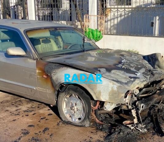 ¡Queman el carro a vecino de las Delicias!