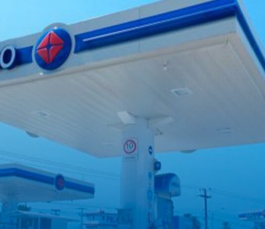 Navaja en mano asaltan a despachador de Gasolinera Arco Delicias