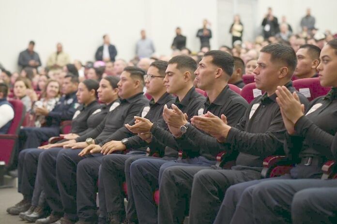 Con entusiasmo inicia una nueva generación de futuros policías en Sonora; la Universidad de la Seguridad Pública dio la bienvenida a los aspirantes que integrarán el Curso de Formación Inicial para Policía de Proximidad.