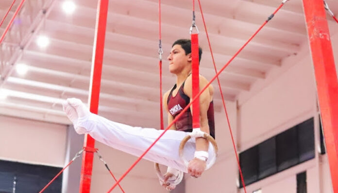 #Hermosillo Gimnasta sonorense juvenil tratará de incorporarse a selección nacional; el campeón nacional olímpico de la modalidad de anillos, Saúl Valenzuela, participará en dos selectivos, el primero será a finales de mes en BC.