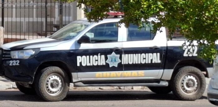 Joven pareja es agredida por tres sujetos tras asistir a una fiesta; los hechos ocurrieron en la entrada del fraccionamiento Diamante 2; los tipos los despojaron de celulares y dinero en efectivo.