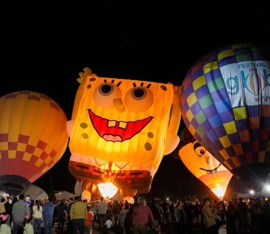 Con una colorida ‘Noche Mágica’ inicia el Cuarto Festival del Globo en Hermosillo