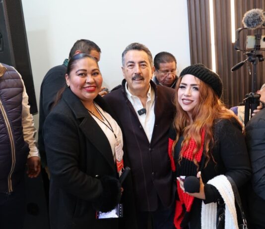 Asiste Javier Lamarque a evento de Morena, en Nogales