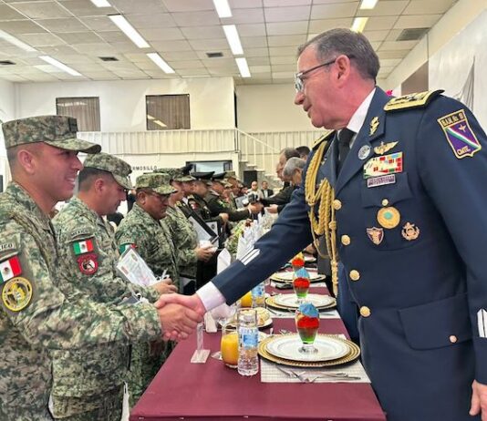 Conmemoran el Día del Ejército Mexicano