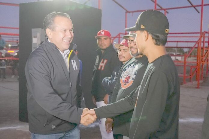 Moderniza Toño Astiazarán gimnasio de box en Kino con el nombre de Camila