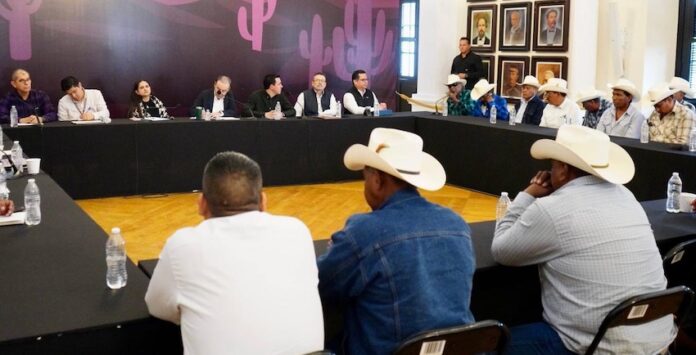 Gobernador Durazo avanza cumplimiento de Plan de Justicia Yaqui con acciones firmes en salud, agua y territorio; se refrenda el compromiso de saldar una deuda histórica mediante acciones concretas con enfoque de justicia, autonomía y resultados.