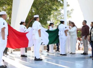 Realiza Ayuntamiento de Guaymas conmemoración del Día de la Bandera