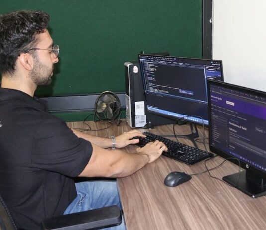 Impulsan Programa de Inglés Especializado para la Industria de Semiconductores