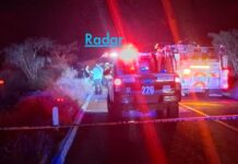 Mueren calcinadas 2 personas en impresionante accidente