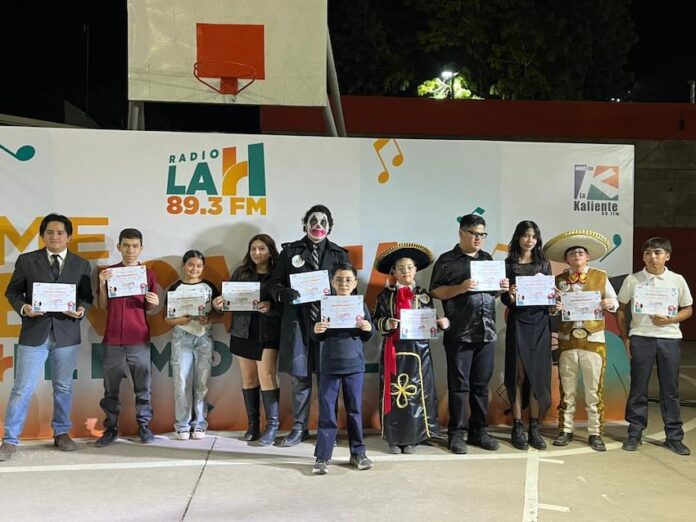 Con gran participación de talento local inició el concurso de canto “Me EnCanta Hermosillo