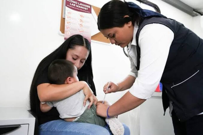 #Hermosillo Mantienen control sanitario del sarampión con acciones de vacunación; con una estrategia clave para cortar la transmisión del virus y proteger a la población.