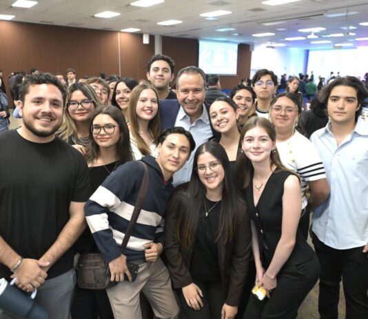 Reconoce Toño Astiazarán a más de 300 jóvenes participantes en Somos H