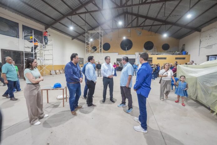 Recorre Toño Astiazarán trabajos de obra ganadora de Presupuesto CRECES en colonia Misioneros; las instalaciones del Templo Santa Teresita del Niño Jesús y de la Santa Faz mejorarán gracias al Presupuesto CRECES.Recorre Toño Astiazarán trabajos de obra ganadora de Presupuesto CRECES en colonia Misioneros; las instalaciones del Templo Santa Teresita del Niño Jesús y de la Santa Faz mejorarán gracias al Presupuesto CRECES.