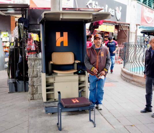 Equipa Toño Astiazarán a boleros con décadas en el oficio en Hermosillo