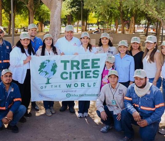 Celebra Toño Astiazarán reconocimiento de Hermosillo como Ciudad Árbol en el Mundo