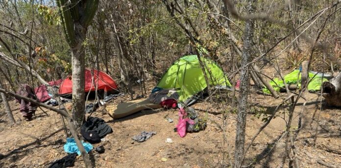 Marina asegura laboratorio clandestino en Mocorito; decomisan 600 kilos de metanfetamina; golpe al crimen organizado supera los 157 millones de pesos.