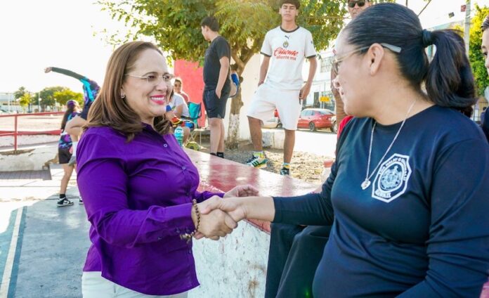 #Guaymas Impulsan cuadrangular de futbol femenil en Punta Arena en el marco del Día Internacional de la Mujer; evento organizado por la Dirección del Deporte para promover la activación física, la convivencia y la participación de las juventudes.