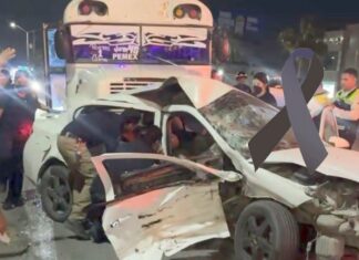 Mueren dos niños en trágico choque; la mamá está grave