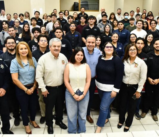 Celebra Toño Astiazarán participación de jóvenes del ITH en desarrollo de drones de vigilancia y semáforos inteligentes para Hermosillo