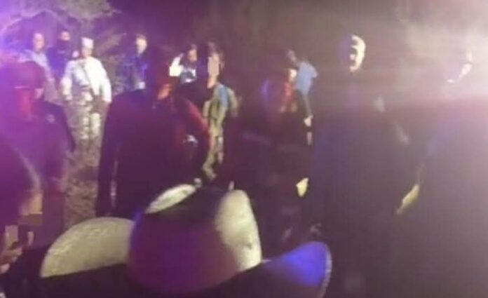 Preocupó desaparición de un grupo de alumnos de la UES; habían saludo a un viaje de investigación escolar a la comunidad de El Seguro, municipio de Ures; duraron extraviados durante casi 7 horas, en terreno abierto.