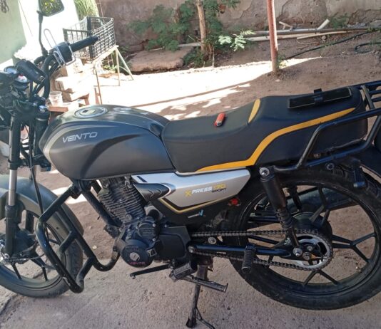 Roban motocicleta en la colonia San Vicente